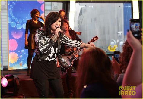 The undertaker takes over stone cold's lockeroom (all segments). Demi Lovato: 'Heart Attack' on 'GMA' - Watch Now!: Photo ...