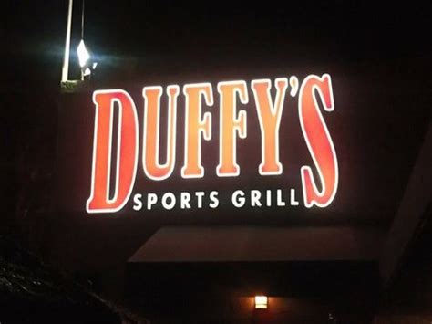 Sam's sports grill offers daily specials, dozens of tvs, and a from scratch menu featuring slow cooked ribs, hand battered chicken. Join the Happy Hour at Duffy's Sports Grill in Miami, FL 33160