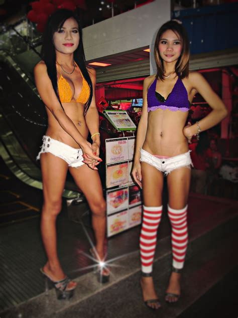 Videos as very hot with a 93.52% rating, porno video uploaded to main category: Thai T-girls on Walking Street Pattaya Thailand