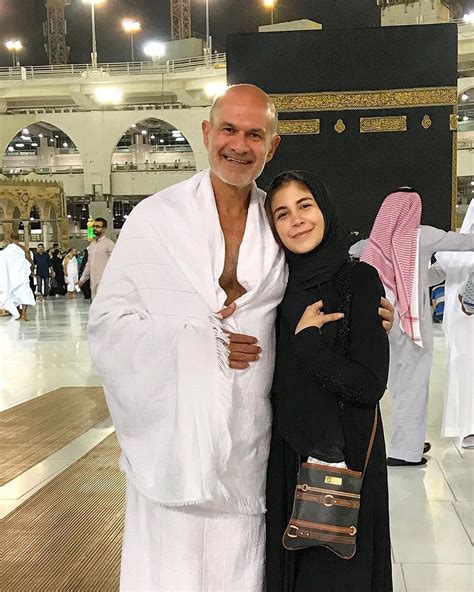 ملك قورة.و الدتها وزوجة أ بيها فنانتان معرو. صورة.. ملك قورة تؤدى مناسك العمرة برفقة والدها: "ربنا ...