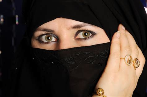 This is dedicated to young saudi. Saudi Wins "Sexist of the Year" 28th year running - The ...