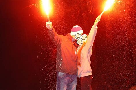 Kibice stomilu olsztyn postanowili zaangażować się poważniej w sprzedaż akcji swojego klubu. Fanatyczna rocznica związku - Stomilowcy