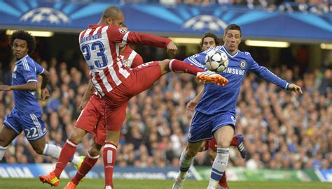 I calciatori dell'atlético scesi in campo contro l'almería. Chelsea vs. Atlético de Madrid: las mejores imágenes del ...