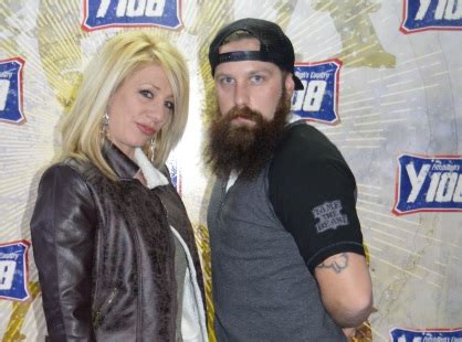 Cbs radio country y108 107.9 wdsy pittsburgh has filled its morning opening with the addition of broadway's backyard starting october 9. Ally & Andy Debut In Mornings On WDSY/Pittsburgh ...