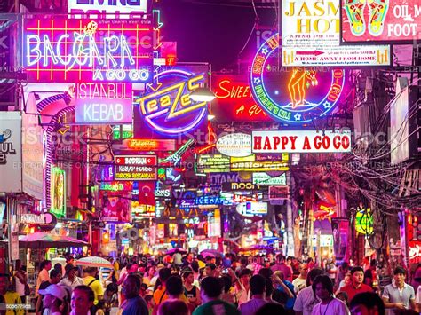 pattaya-walking-street-in-thailand-stock-photo-more-pictures-of-adult-istock