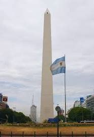 #ahora #obelisco el #poloobrero, se concentra en plaza de la república, el #metrobus cortado. CUANTO: Cuanto mide el obelisco