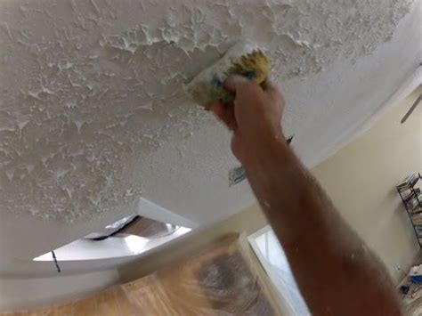 Learn all about ceiling installation, ceiling repairs and ceiling styles with these helpful ideas, diy projects and much more at diynetwork.com. DIY- How to Match Knockdown texture with the Knockdown ...