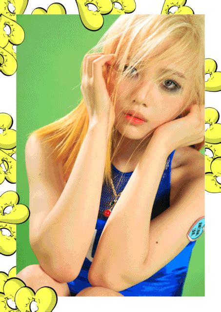 Russian roulette official photocard 3 joy photocards of 1 regular & 2 mini albums 100% authentic, original & brand new !! Russian Roulette ~ Red Velvet Teasers | K-Pop Amino