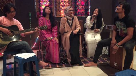 1st of all , selamat hari raya aidilfitri maaf zahir dan batin ! Suasana Di Hari Raya (Cover by The Rascalz) - YouTube