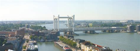 De zwijndrechtse bruggen hebben een interessante geschiedenis tijdens de oorlog. Panorama op Zwijndrechtse Brug | Fashion fotografie foto ...