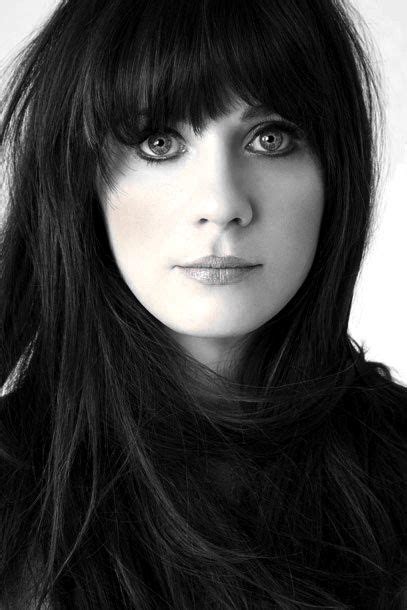 From the coolest cuts to the most outrageous updos, the celebrities always know how to keep them on the haircutting edge. Zooey Deschanel | Brunette hair color, Long hair styles ...