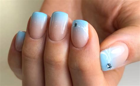 This step is key to protecting your nails and getting the final design to remain intact for longer. How to Paint Ombre Nails Perfectly