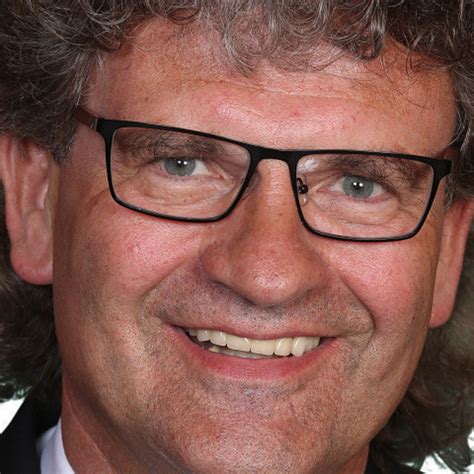 Berufserfahrung, kontaktdaten, portfolio und weitere infos: Uwe Semisch - Distriktleiter - Santander Consumer Bank AG ...