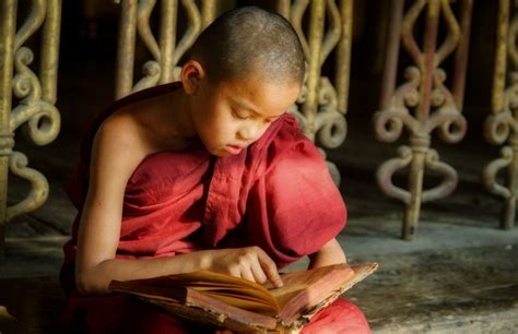 The sutras and translations included are wonderful, and deserving of reformatting to repair the problem. 6 Buddhist Books For The Beginner | Buddhist philosophy ...