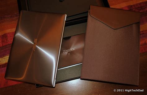 There's a long history of pc makers selling computers that have a striking resemblance to one of this might seem like too small a laptop, with too many compromises, to be an effective tool for either work or leisure, but the design grows on you. Ultrabook & Carrying Case - ASUS Zenbook UX31E Ultrabook ...