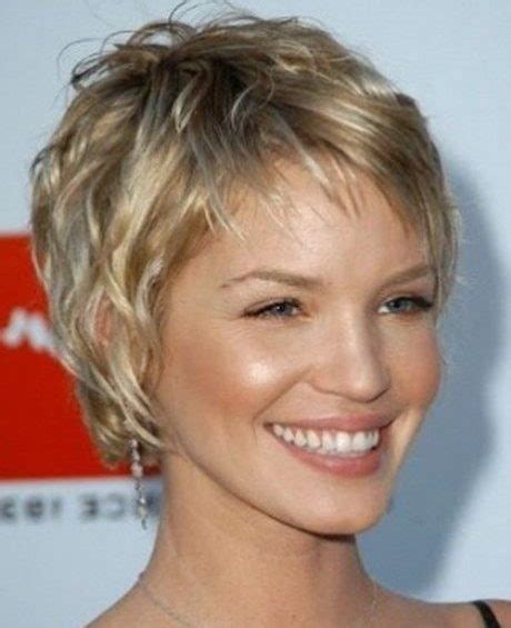 Cheveux courts et gris sur pinterest longs cheveux gris. Tendance : 19 plus belles exemples coiffure courte pour ...