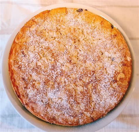 * dieser beitrag enthält werbung durch verlinkung heute gibt's einen kuchen, den ich schon vor einer ewigkeit bei isabell* gesehen habe und vor einer. Mandel-Kirsch-Kuchen (glutenfrei) - Bellerie-blog