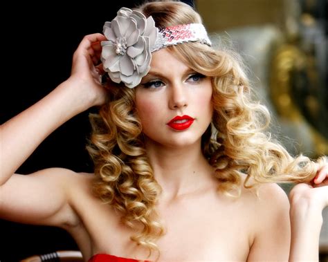 Please join in and contribute any bits of information you know about her. Red Taylor Swift