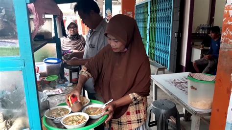 Sarapan pagi merupakan waktu makan yang paling penting. Sarapan Pagi Di Warung Bubur Jakarta Bu Iin Di Sintang ...