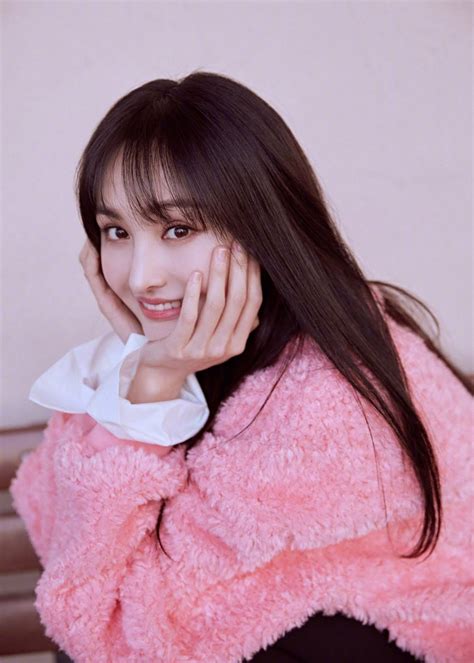 Zheng shuang, the chinese actress at the center of the online furor, and her then partner, zhang the accusations against the actress, zheng shuang, have dominated conversation online and drawn. Gorgeous Photos from Zheng Shuang's "Miss Beauty" Photo ...