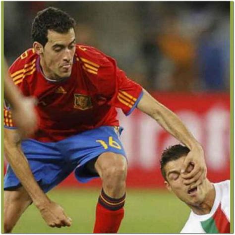 Foto Lucu Pemain Bola - Gambar Ngetrend dan VIRAL