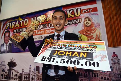 As of 26 september 2017. Syafiq juara Pidato Negaraku 2017 Terengganu - Media 11