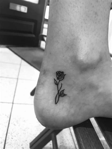 Heather locklear has a heart rose flower design tattoo with the name finch located on her right ankle. Rose infinity small ankle tattoo #rose #infinity #tattoo # ...