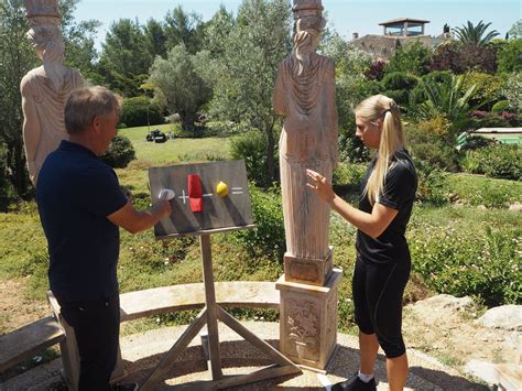 Retired athletes compete for the title of mesterens mester. KINE OLSEN VEDELDEN , MESTERNES MESTER - Kine Olsen ...