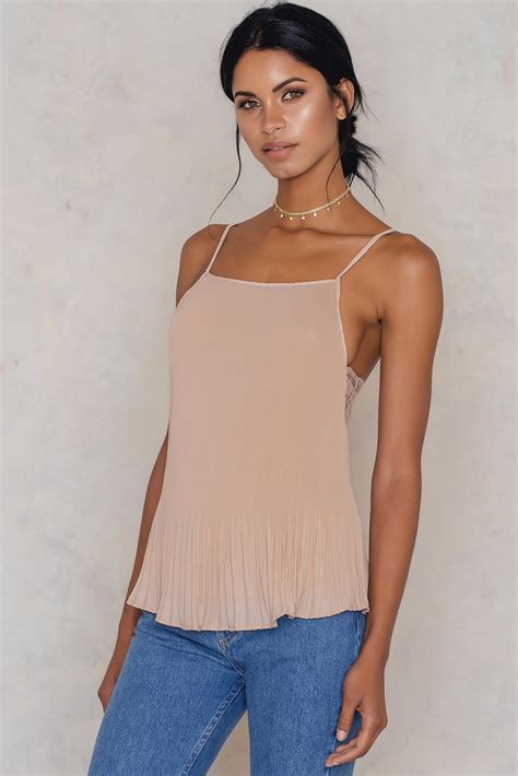 Now it seems like the retracement is completed and is looking ready. Lyst - NA-KD Thin Strap Pleated Top in Pink