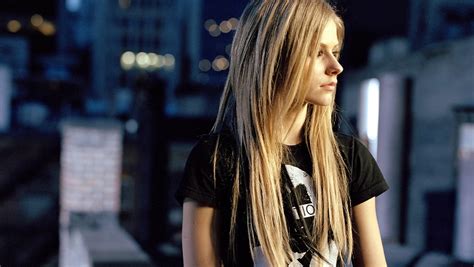 Avril ramona lavigne, мфа (англ.) ˈævrɨl ləˈviːn, мфа (фр.) avˈril laˈviɲ; Куда пропала Аврил Лавин - Экспресс газета