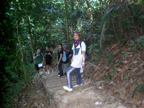 Bulan lepas, encik suami ajak hiking bukit gasing, kat pantai dalam. ~~ TWENTIES GIRL ~~: FOREST HUNTING @ HUTAN PENDIDIKAN ...