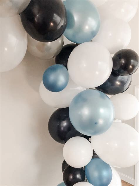 Pleading face emoji transparent : How To Make A Seriously Easy Balloon Garland - Lovely ...