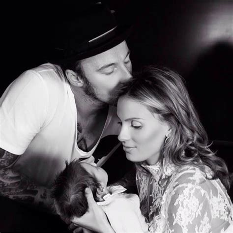 Quanti figli ha il dj che ha francesco facchinetti è il figlio di roby, noto cantante dei pooh e non solo. Francesco Facchinetti, matrimonio segreto anche per lui ...