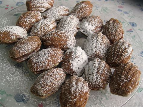Ragi cookies recipe that yield one of the crunchiest cookies. Kosicky Slovak Cookie Recipe / Roczki Cookies Kolacky ...