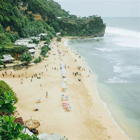 Gambar pemandangan gunung, alam, pedesaan, laut, tepi pantai, pegunungan, sawah dan gunung, taman bunga, hutan 50 gambar dan lukisan pemandangan alam, laut, tepi pantai, gunung. Pesona Indahnya Pantai Pok Tunggal, Pantai Berpohon Satu