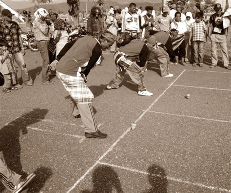 Asal usul nenek moyang bangsa indonesia adalah bangsa dari daratan yunan di. 32 Permainan Tradisional Indonesia | Gambar, Daerah Asal ...