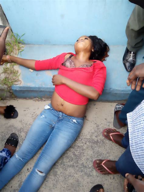 It alleges he then bound her arms and feet with wire and tied a heavy block to her before throwing her off a bridge at 8:30 a.m. Woman Found Lying Dead At Otokutu Bridge In Delta State ...