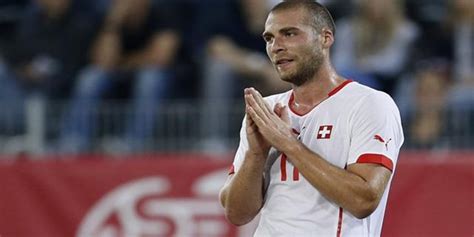 Üyelik sistemi sitemizdeki özel bölümleri kullanabilmeniz için gerekmektedir. Fenerbahçe için transfer iddiası: Pajtim Kasami - Yeni Akit