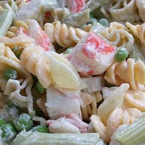 A deliciously healthy imitation crab meat salad made without mayo! Colorful Seafood Pasta Salad | Recipe in 2020 | Pasta salad recipes, Crab pasta salad, Pasta salad