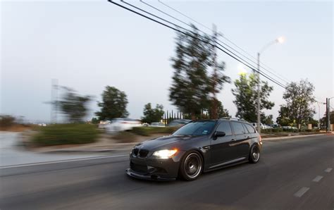 Thankfully, all service records are included with the car, and it's recently had all of its fluids changed. Cette BMW 328i Break développe 625 chevaux, plus qu'une M3 E90