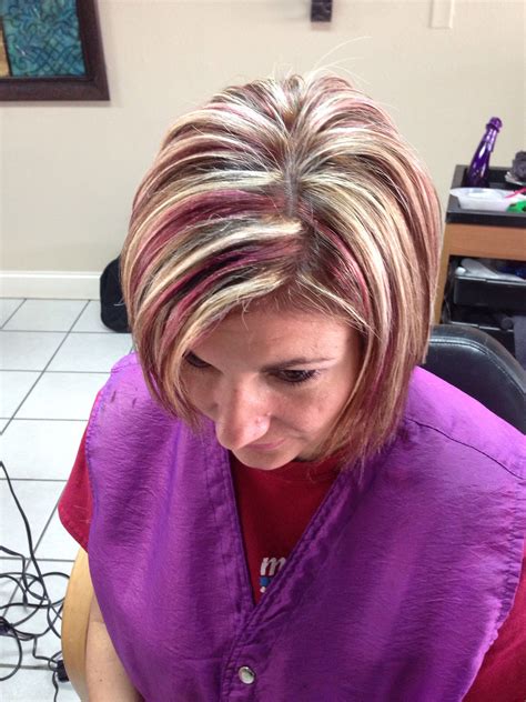 The perfect blonde fun animated gif for your conversation. Short hair highlights with some fun color! | Hair & Make ...