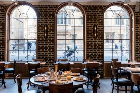 It is located on the south side of oxford's high street, where it was the first hotel in 135 years to be created in the city centre. Old Bank Hotel, Oxford - The Oxford Magazine