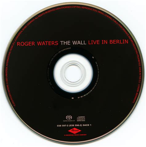 En 1990 à berlin, le leader de pink floyd livre une prestation monstre du célèbre album conceptuel the wall, aux côtés d'un casting de stars incluant la performance est restée culte : lampu mercury: Roger Waters - The Wall (Live In Berlin ...