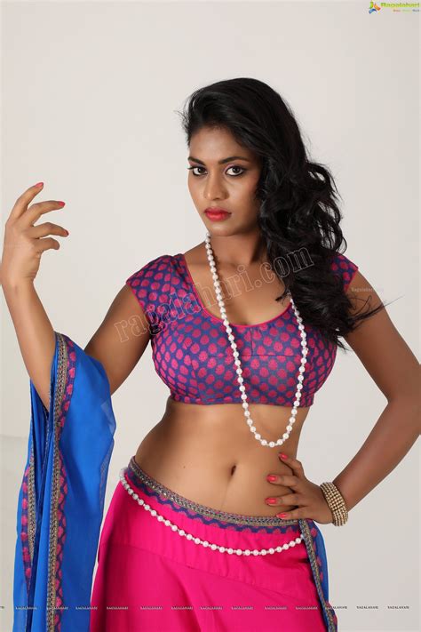 Download samantha navel ragalahari for desktop or mobile device. Pin on Indian girls