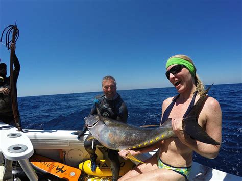 There are essentially two schools of spearfishing; Spearfishing in Panama | Panama Nautical Club