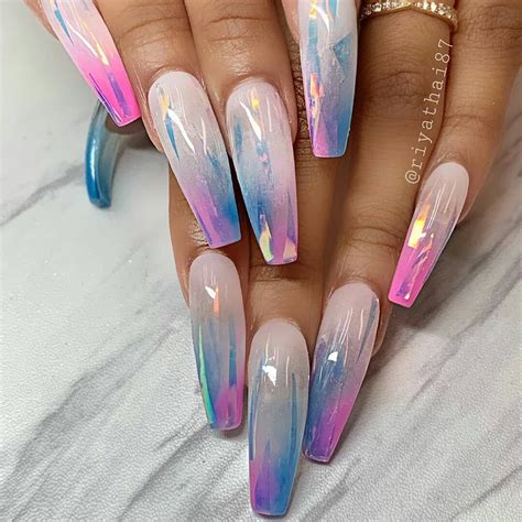 This will give the perfect message to the mates and colleagues about the style sense of yours. 60 + long trendy fall nails style which is popular in ins ...