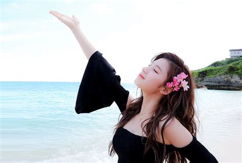 34 sana (sana minatozaki) wallpaper. HD wallpaper: Twice, K-pop, singer, women, lagune ...