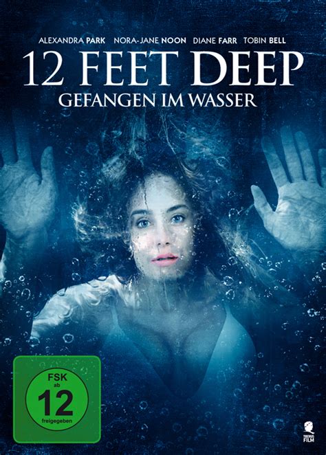Inspired by true events, two sisters are trapped under the fiberglass cover of an olympic sized public pool and must brave the cold and each other to survive the harrowing night. 12 Feet Deep: Gefangen im Wasser - Die Luft wird knapp ...