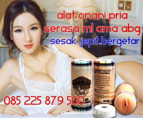 Bentuk ini membuat alat bantu pria fleshlight sulit dibedakan dengan senter biasa. PEMANDU LAGU KARAOKE AMOY NYEPONG PELANGGAN ~ BOKEP ...