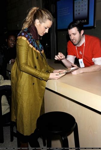 We're open and look forward to welcoming you. Blake @ Apple Store Grand Central Station Opening ...